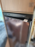 Offenhalter mit Arretierung für Thetford Kühlschrank (N3141/N3142/N4141/N4142)